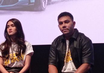 Prinsa Mandagie dan Fabio Asher Mesra di 'Emosi Jiwa' Catatan Si Boy: Merayakan Cinta Itu Seru Juga