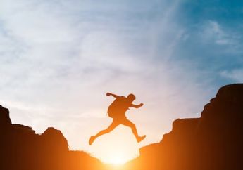 Ramalan Shio Hari Ini Minggu 6 Agustus 2023, Shio Ayam Berani Berubah, Shio Anjing Harus Tenangkan Pikiran