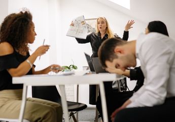 5 Shio Paling Gampang Marah, Jangan Dekat-dekat sama si Sumbu Pendek!