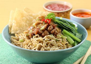 4 Arti Mimpi Makan Mie Ayam, Nggak Disangka Jadi Pertanda Satu Hal Ini