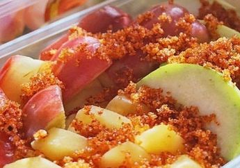 4 Arti Mimpi Makan Rujak Berbahagialah, Konon Pertanda Baik Soal Kepuasan