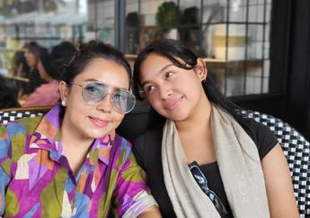 Masya Allah, Manisnya Perlakuan Khirani Trihatmodjo kepada Mayangsari di Hari Ulang Tahunnya, Kirim Pesan Haru Ini Beserta Cake Cantik untuk sang Ibu