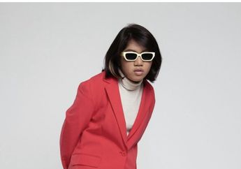 Innalillahi, TikToker Indonesia Ini Nyungsruk dari Panggung saat Sapa Penonton, Begini Kondisinya yang Sempat Ketiban Sound System