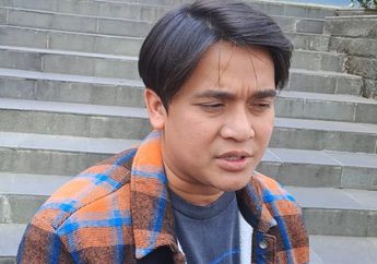 Sempat Cedera Kaki saat Main Bola, Billy Syahputra Bersyukur Masih Bisa Syuting