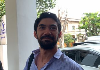 Bosan Main Film Cinta, Reza Rahadian Senang Bisa Bintangi Film 24 Jam Bersama Gaspar