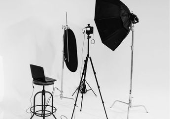 Videografer Aji Rizki Mewantara Sebut Ini Keuntungan Sewa Kamera