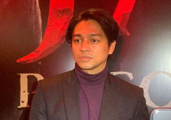 Selalu Mesra dan Full Support, Deva Mahenra Ungkap Dukungan dari Mikha Tambayong untuk Film Kisah Tanah Jawa: Pocong Gundul