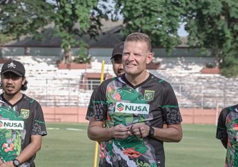 Dulu Disanjung Ange Postecoglou, Pelatih Anyar Persebaya Kini Tak Sungkan Puji Uston Nawawi