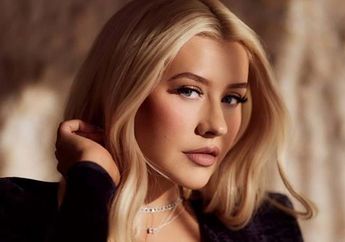 Lagu Baru Christina Aguilera, Ini Lirik Learning To Fly yang Easy Listening, Wajib Masuk Playlist!