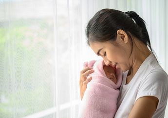 7 Arti Mimpi Menggendong Bayi, Tanda Sudah Siap Membangun Rumah Tangga?