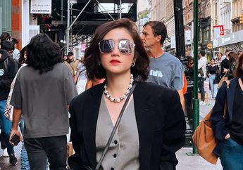 3 Potret Kece nan Modis Febby Rastanty Selama di Amerika, Anti Tampil Seksi Buka-bukaan!