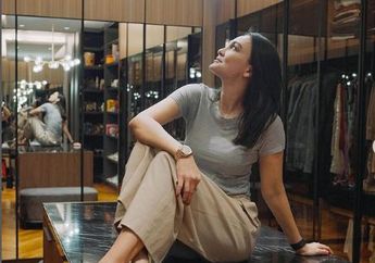 Luna Maya Mencak-mencak saat Live TikTok, Minta Netizen Berhenti Beri Saweran: Gak Usah Kalo Belum Mapan!