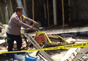 Dijemput Maut Saat Beristirahat, Seorang Tukang Becak Tewas Tertimbun Material saat Tidur di Atas Becaknya