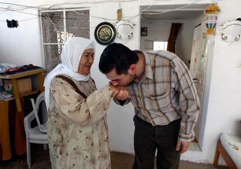 Perlawanan Masyarakat Palestina untuk Merdeka dalam Dua Babak Intifada