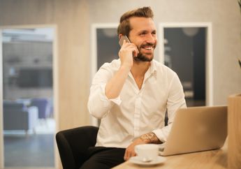 3 Arti Mimpi Mendapat Panggilan Telepon, Menandakan Sebuah Kerinduan?