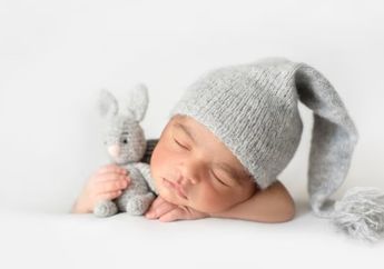 7 Arti Mimpi Melahirkan Bayi Laki-laki, Selamat! Anda Akan Dibanjiri Rezeki Melimpah