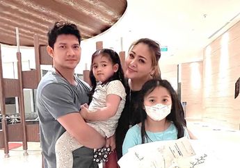 Cegah Anak Kecanduan Gadget, Iko Uwais Bekali sang Buah Hati dengan Hal Ini: Jangan Cuma Main Game