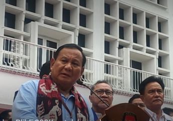 Prabowo Subianto - Gibran Rakabuming Raka Diantar Mobil Buatan Anak Bangsa ke KPU, Capres: Kami Akan Bawa Indonesia Menjadi Negara Maju