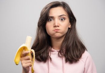 4 Arti Mimpi Makan Pisang yang Tak Boleh Disepelekan, Tolong Waspada!