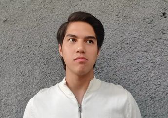 Rayakan Anniversary 5 Tahun Pernikahan Di Mekkah, El Rumi Sebut Maia Estianty Semakin Bahagia dengan Irwan Mussry