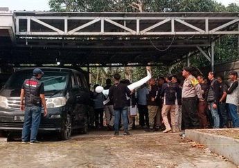 Jerit Tangis Yoris Saksikan Kematian Tuti dan Amel saat Pra Rekonstruksi Kasus Subang, Anak Lelaki Korban: Mereka Lebih dari Iblis