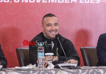 Telat Gabung, Radja Nainggolan Resmi Diumumkan sebagai Pemain Baru Bhayangkara FC