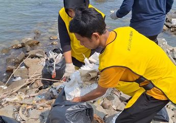Sisir Pesisir, Mengajak Masyarakat Pesisir Peduli Lingkungan Lewat Program &lsquo;Jaringan Masjid&rsquo;