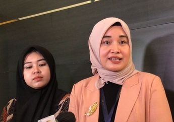 Sidang Kasus Penyebaran Video&nbsp;Syur Rebecca Klopper Ditunda Pekan Depan