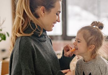 5 Arti Mimpi Disuapi Ibu, Ada Sentilan Emosi sampai Sisi Kelemahan pada Dirimu