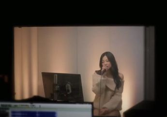 Jennie BLACKPINK Tulis Lirik Lagu Baru untuk Dikombinasikan dengan Cover Snowman dari Sia, Nuansa Natal Berasa Banget!