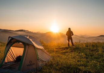 5 Arti Mimpi Camping, Apakah Sebuah Pertanda Baik atau Buruk?