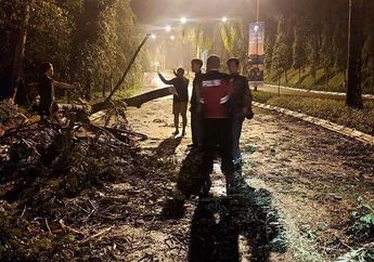 Innalillahi, Puluhan Rumah di Bandung Rusak Akibat Angin Puting Beliung, 61 Orang Terkena Dampaknya