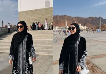 Intip Momen Febby Rastanty Tunaikan Ibadah Umroh Bareng Keluarga, sang Aktris Langitkan Doa dan Harapan Ini