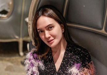 Pakai Dress Mewah ala Princess, Shandy Aulia Pamer Foto Gemes Bersama Buah Hatinya!