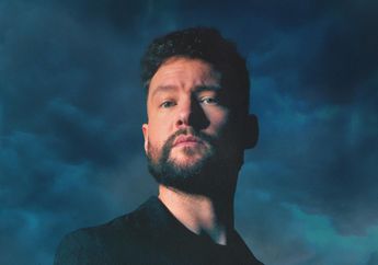 Bucin, Calum Scott Rilis Lagu Baru Lighthouse, Ini Arti Liriknya!