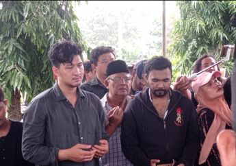 Masih Dipenjara, Ammar Zoni Lantunkan Azan di Liang Lahat Sang Ayah Lewat Video Call