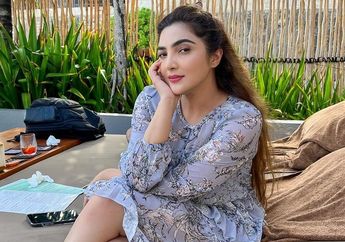 Kondangan di Sragen, Ashanty Tak Gengsi Makan Jengkol, Krecek hingga Sayur Pepaya, Penampilan Aslinya Auto Bikin Syok: Bunda Aslinya Langsing