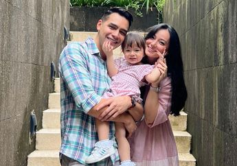 Bikin Iri Sejagat Raya, Inilah Isi Surat Cinta Jonas Rivanno untuk Asmirandah yang Berulang Tahun ke-35, Romantis Banget!