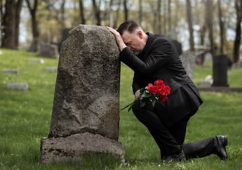 5 Arti Mimpi Pacar Meninggal Dunia, Ternyata Bukan Pertanda Buruk Sebuah Hubungan Loh!