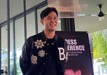 Jelang Konser di Malaysia, Cakra Khan Rilis Album Divine