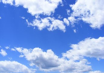 4 Arti Mimpi Awan, Apakah Kamu Sedang Jatuh Cinta?