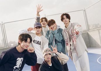 TWS Jadi Anak Sekolahan di Lagu Baru 'BFF', Yuk Cek Asyiknya Lirik Lagu ini!