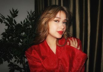 Rebecca Klopper Dibilang Mirip Suzanna, Tengok Gaya Pemotretan Horror Sang Selebriti!