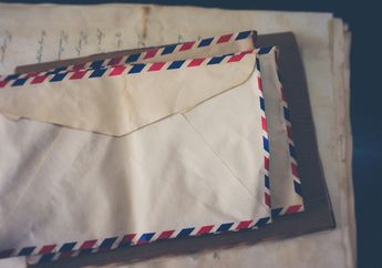 Diselingkuhi H-1 Resepsi, Mempelai Pria Bagi-Bagi Amplop di Hari Pernikahan, Isinya Bikin Pengantin Wanita Malu