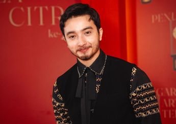 Kompak Banget, Bryan Domani Masak Bareng Ayah, Mawar de Jongh Terlihat Senyam-Senyum di Belakang Sang Kekasih