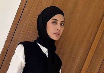 Bikin Pangling! Penampilan Santun Berhijab Panjang Paula Verhoeven Banjir Komentar Pujian!