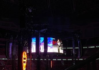 Jadi Pembuka di Konser Ed Sheeran, Penampilan Calum Scott Bikin Merinding: Jakarta You Are My Reason!