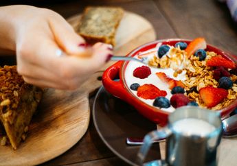 5 Shio Paling Suka Jajan, Sering Mengaku Self Reward, Boros?