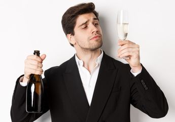 5 Arti Mimpi Minum Alkohol, Anda Tak Tahan dengan Masalah yang Sedang Dihadapi!