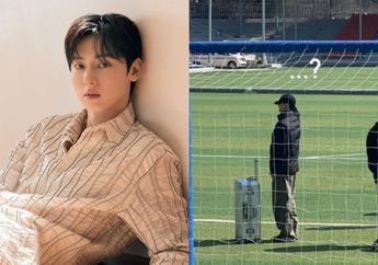 Lucu Banget! Hwang Min Hyun Salah Arah Hormat saat Mulai Pelatihan Militer Hari Pertama, Netizen: Malunya Sampe Sini